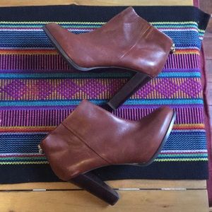 Banana Republic Brown Heel Bootie